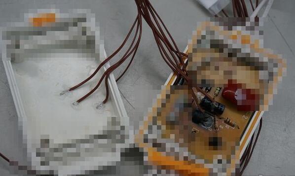 除了電路板及電容部分，也會在對應(yīng)的外殼相對位置黏貼感溫線，看看過程中是否會將熱傳遞到外殼。