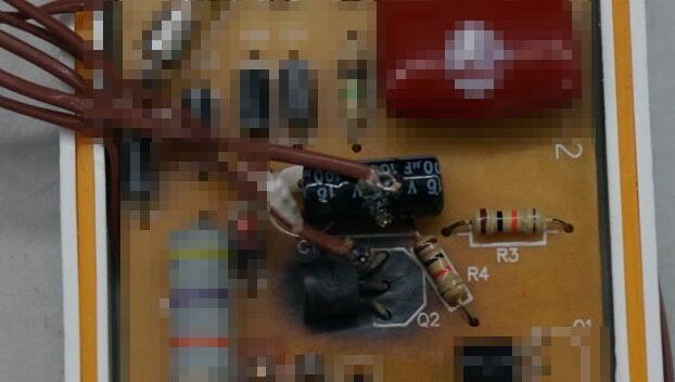 測試完畢明顯出現(xiàn)了焦黑現(xiàn)象。