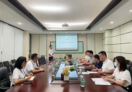 東莞市市場監(jiān)督管理局領導蒞臨優(yōu)科參觀指導工作
